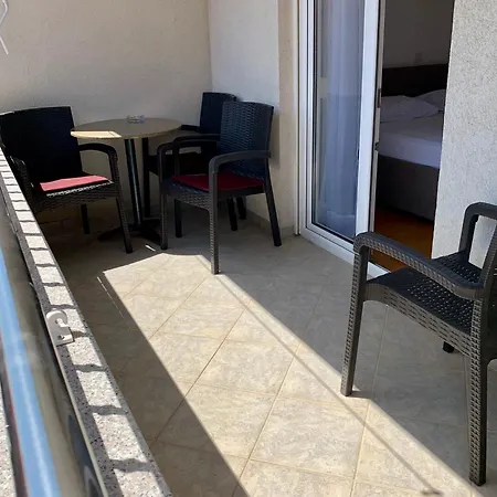 Apartment Pearl-free Parking Makarska