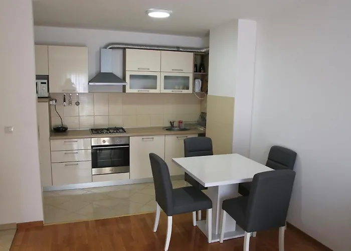Apartment Pearl-free Parking Makarska