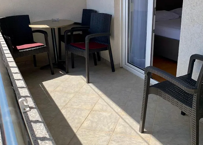 Apartment Pearl-free Parking Makarska