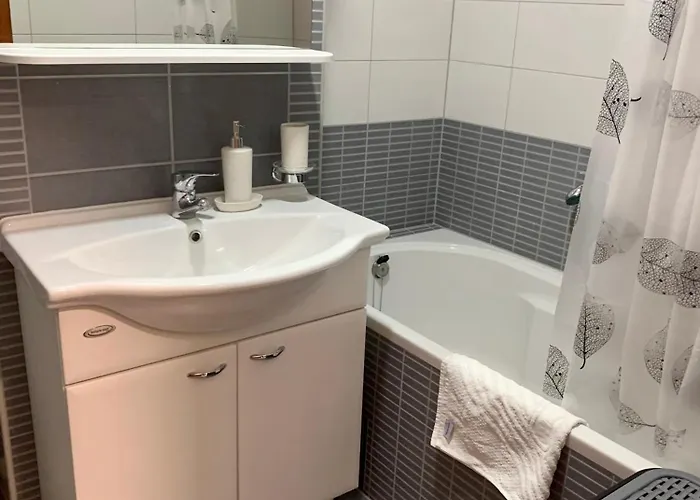 Pearl-free Parking *